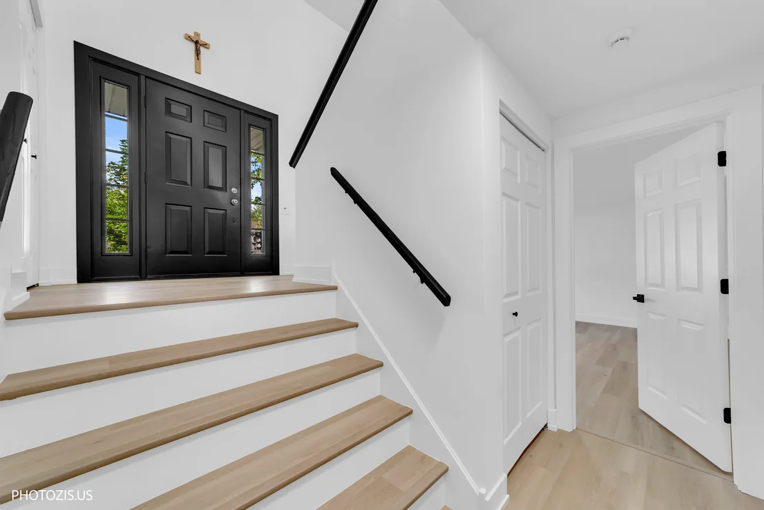 Photo of 235 Aberdeen Drive