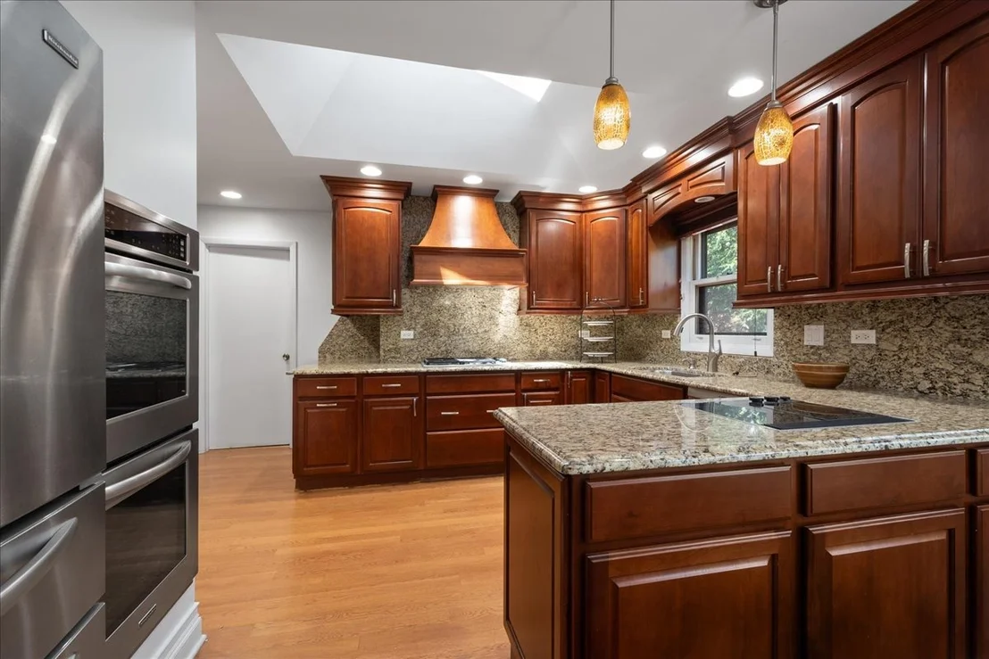 Photo of 2821 Covert Road