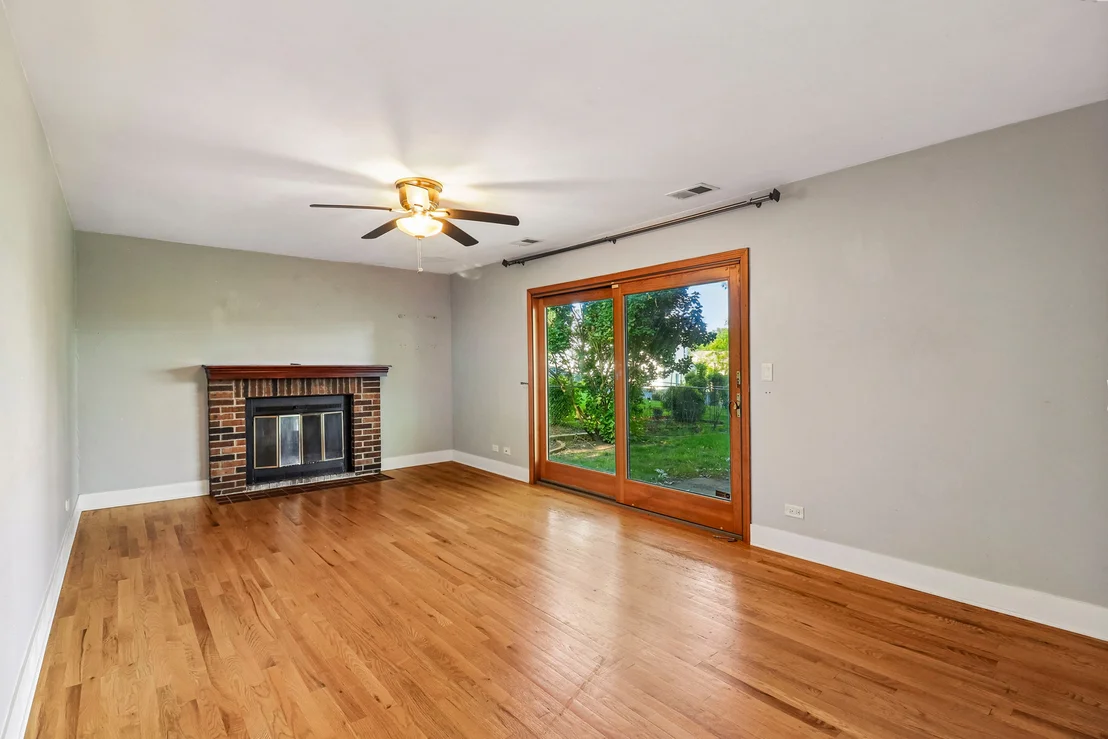 Photo of 702 Buffalo Circle