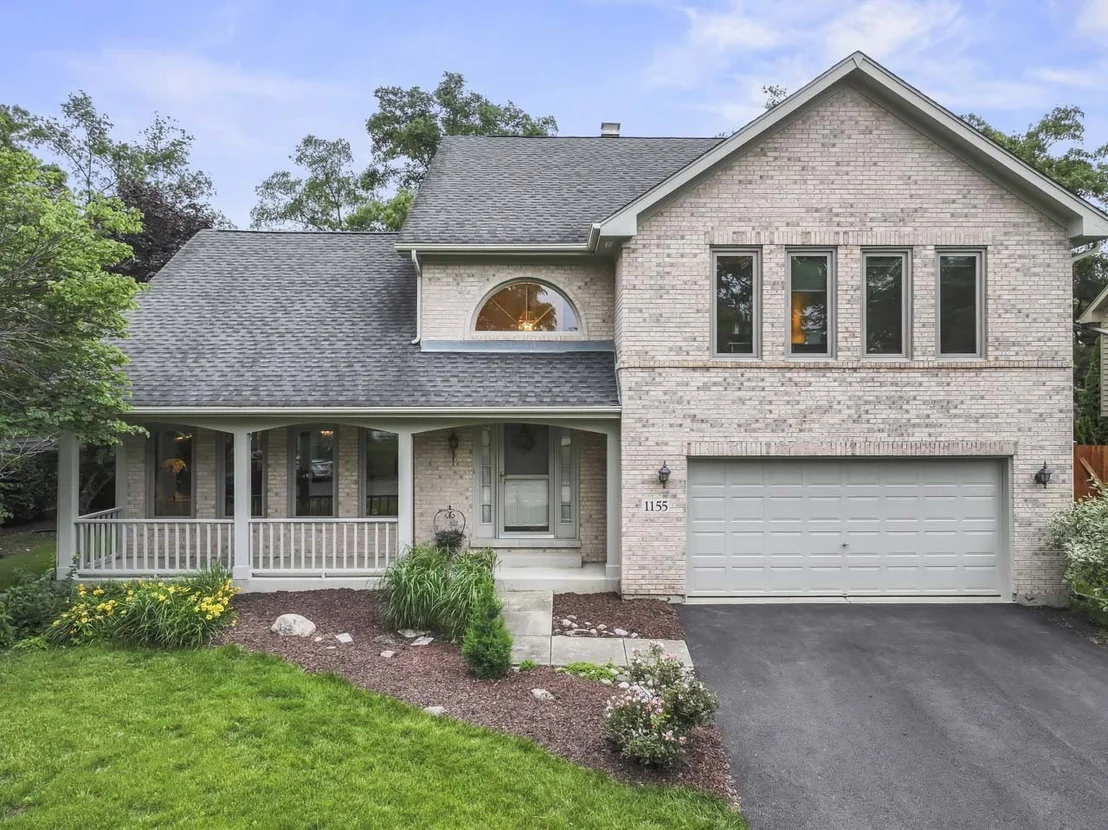 Photo of 1155 Charter Oaks Drive