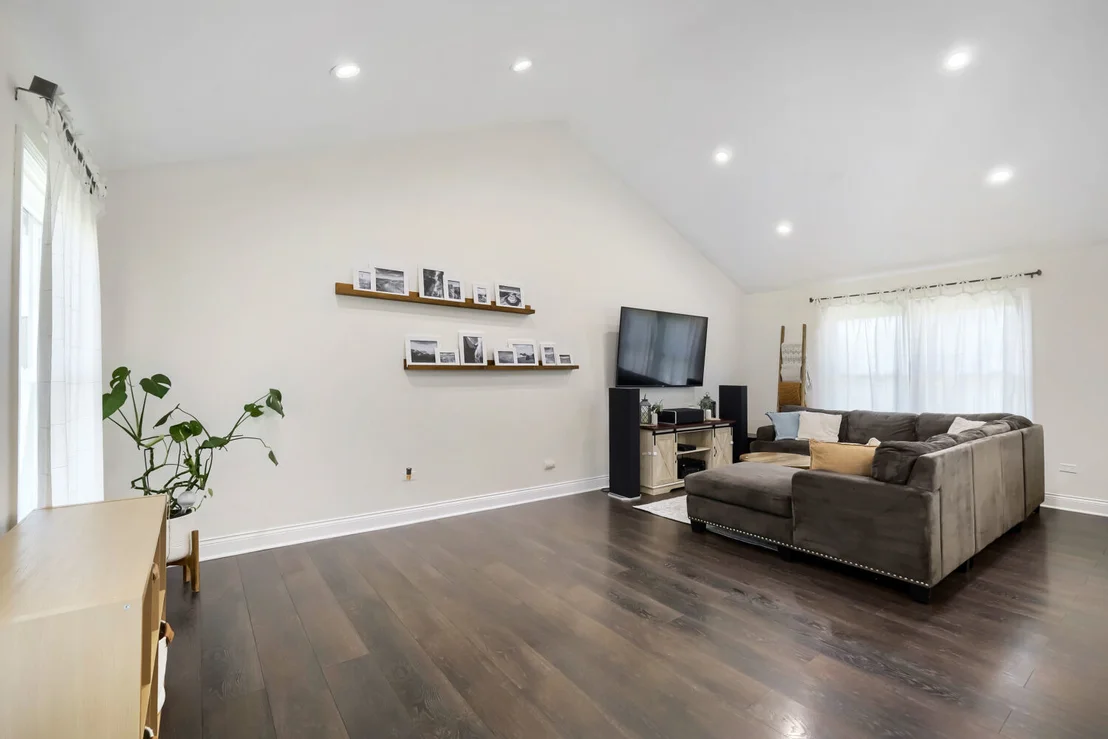 Photo of 1310 W Darlington Circle