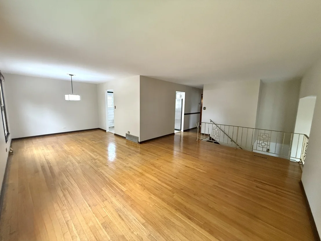 Photo of 1025 Belair Drive