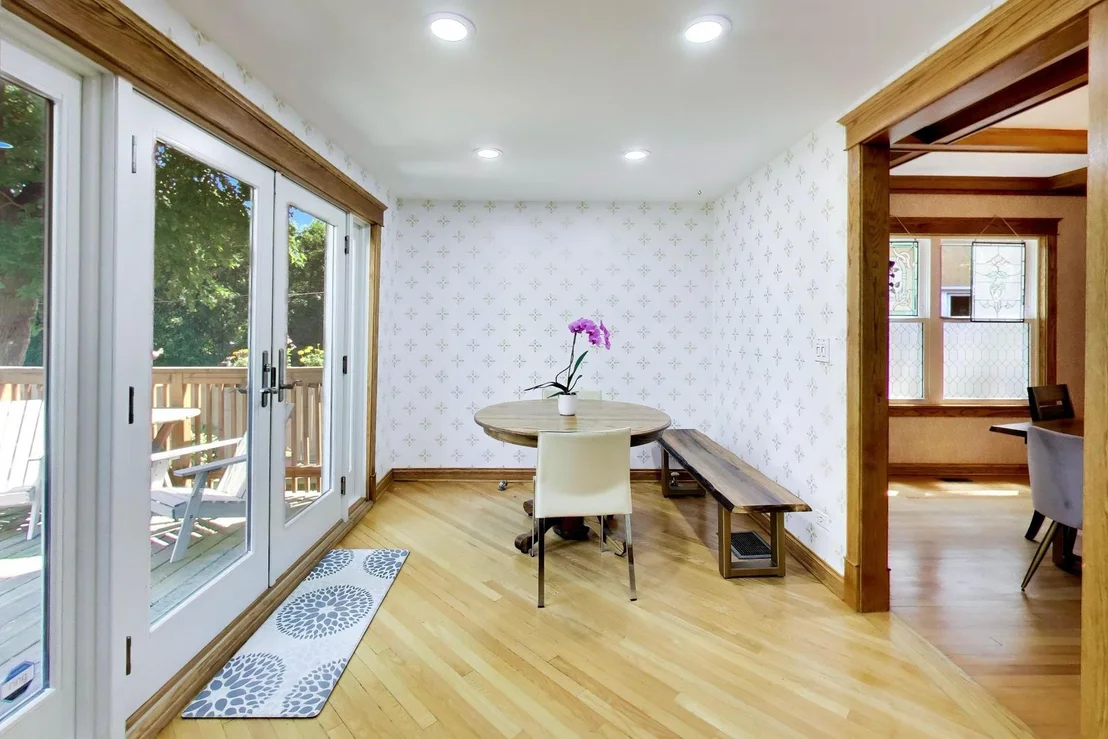 Photo of 1504 W Juneway Terrace