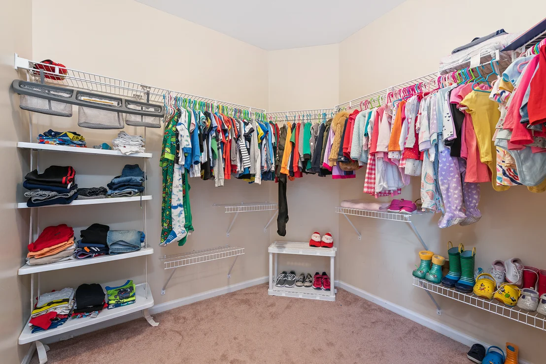 Photo of 768 Brompton Lane