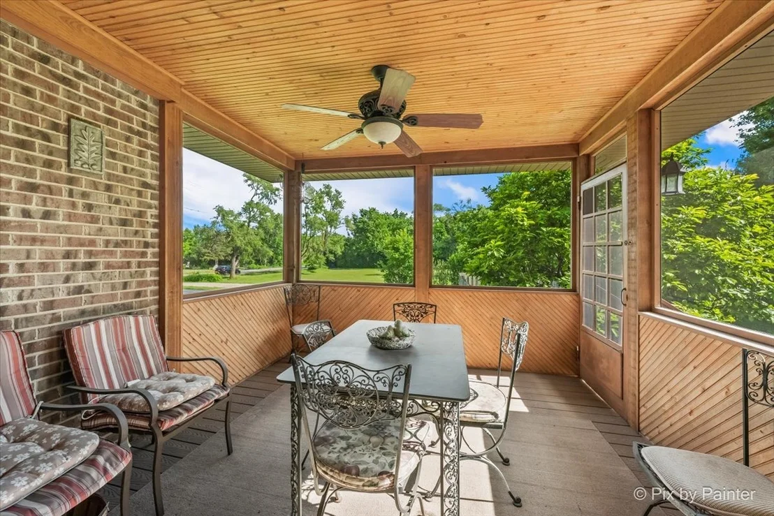 Photo of 4N260 Walter Road