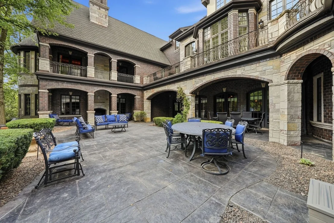 Photo of 501 Chatfield Road