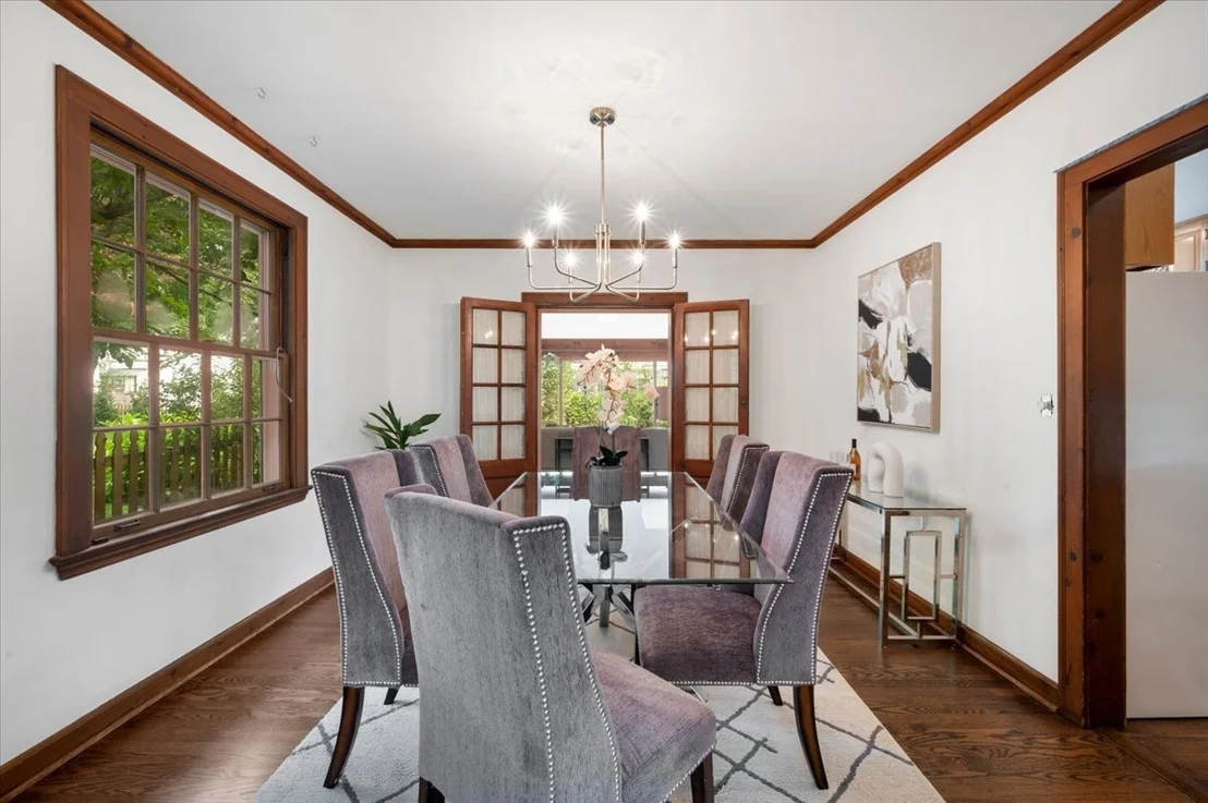 Photo of 3211 Park Place