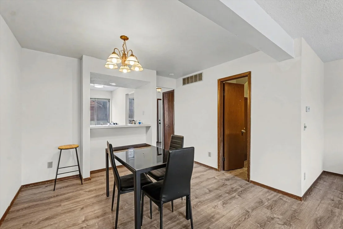 Photo of Unit 2111 at 2111 Sunview Drive