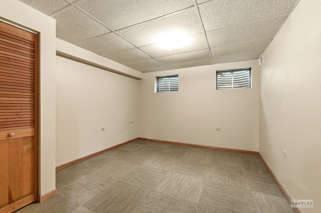 Photo of 2340 Ridgewood Road