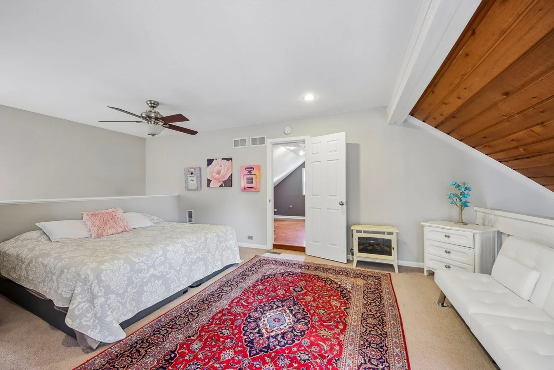 Photo of 736 Glen Way