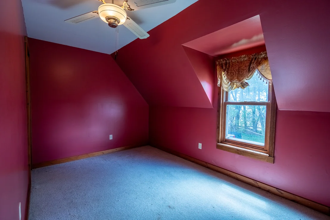 Photo of 1274 Whitney Road