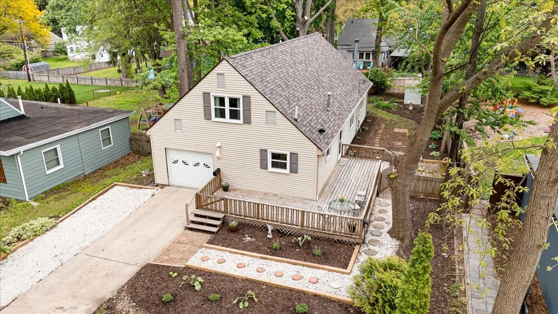 Photo of 910 Foley Avenue