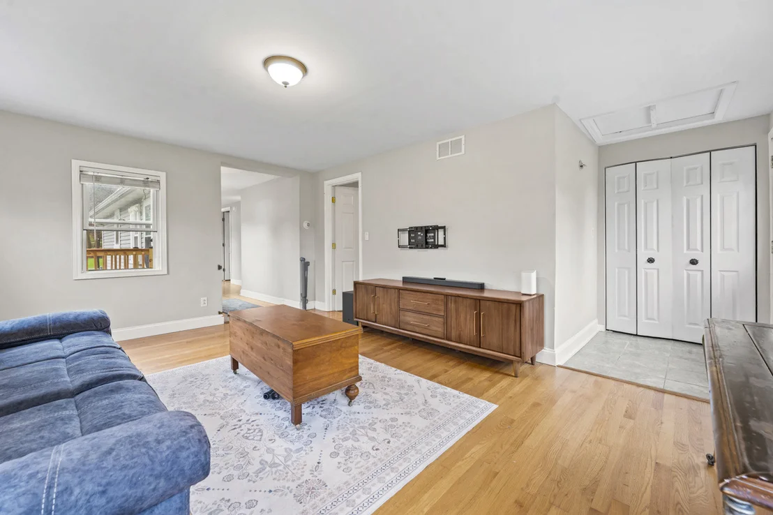 Photo of 4616 River Drive