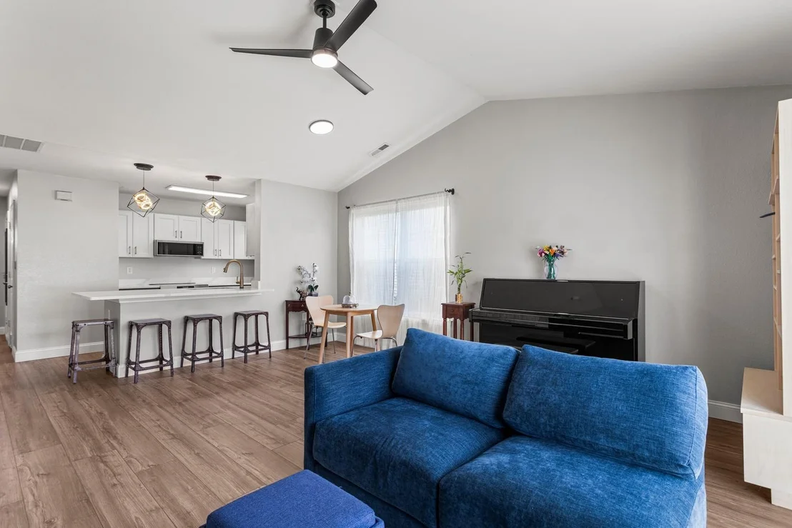 Photo of 706 Corey Lane