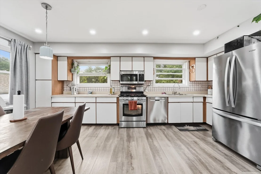 Photo of 574 W Millers Road