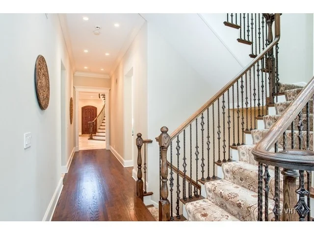 Photo of 174 Sheridan Road