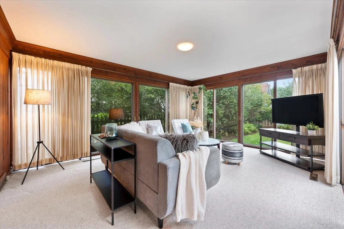 Photo of 3211 Park Place