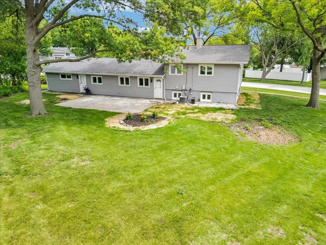 Photo of 590 Durham Court