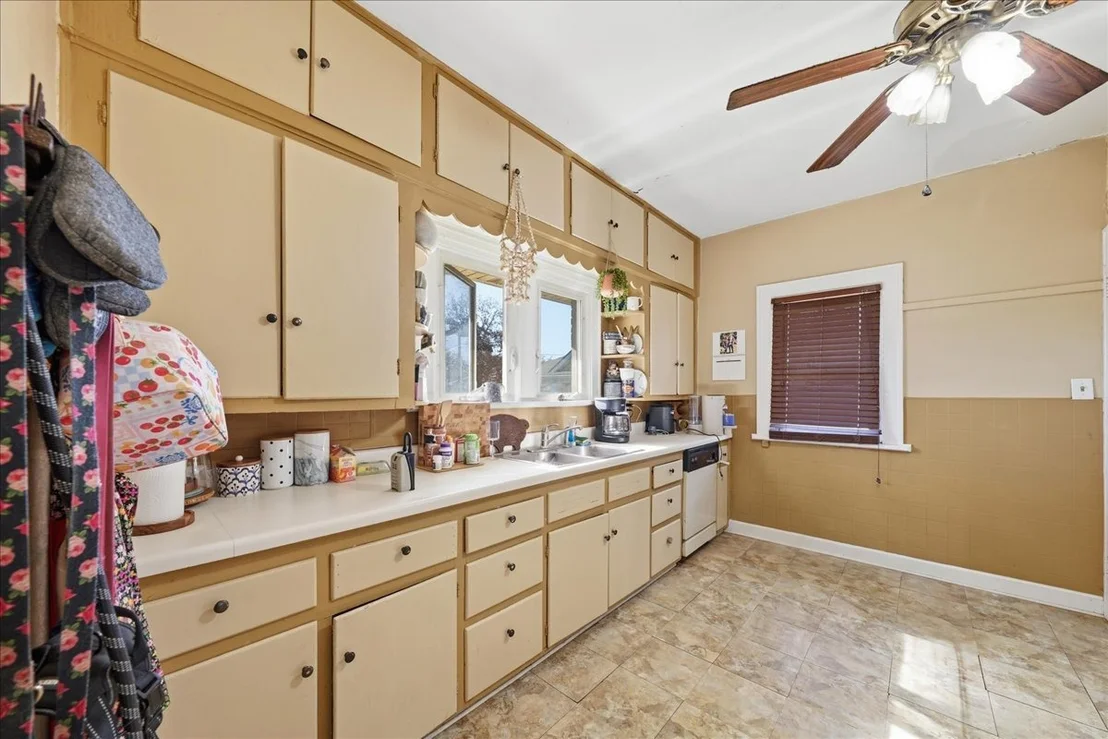 Photo of 1713 Cora Street