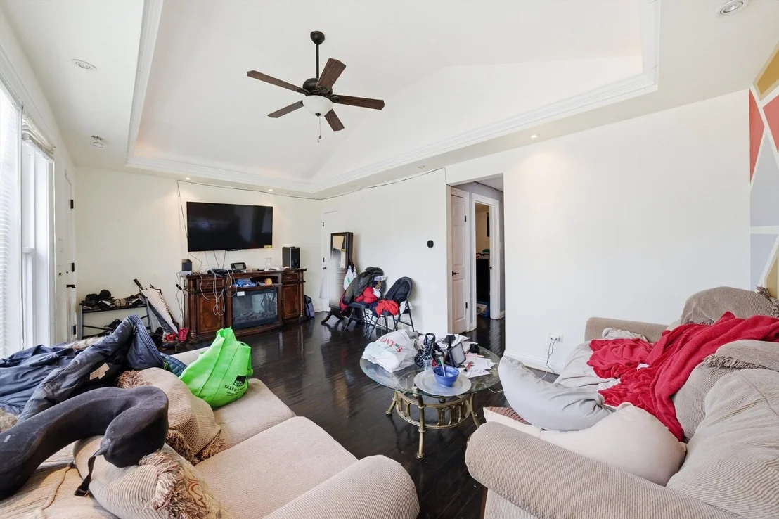 Photo of 1221 W 97th Place