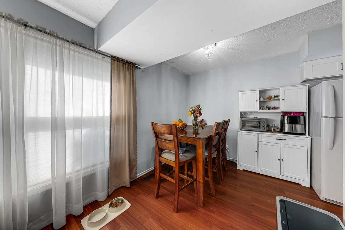 Photo of 1022 Inverrary Lane