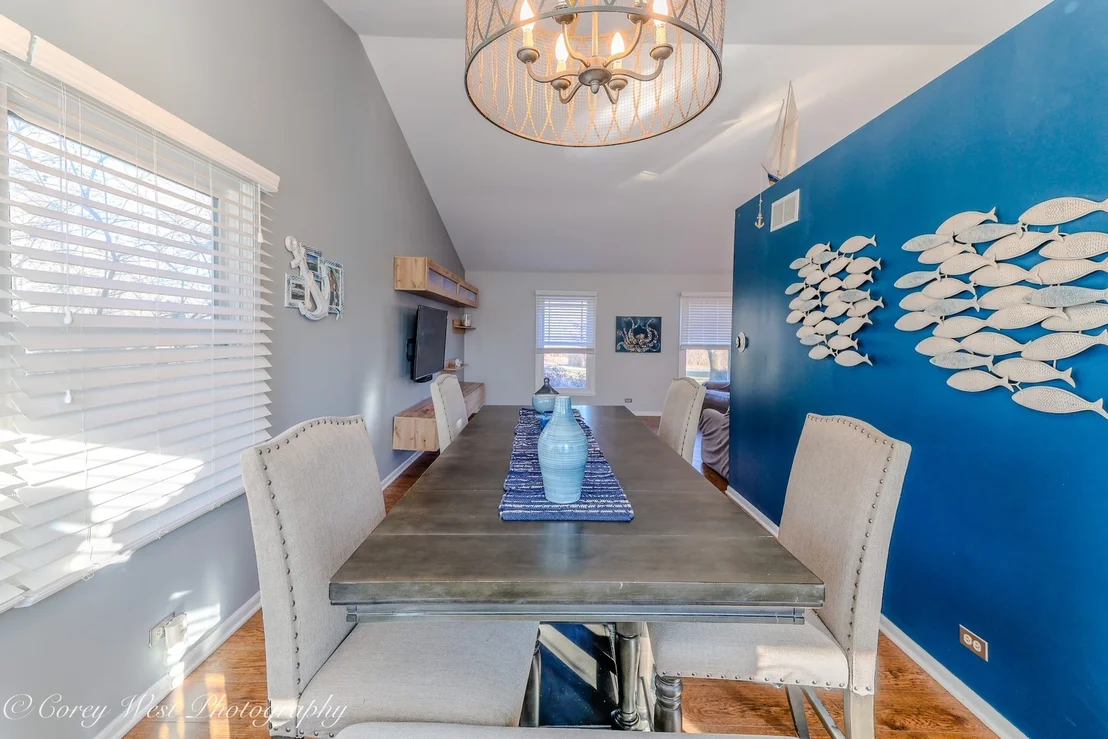 Photo of 10215 Ridge Lane