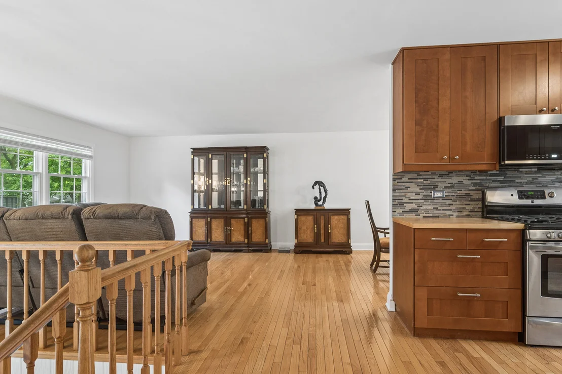 Photo of 1120 Valley Stream Drive