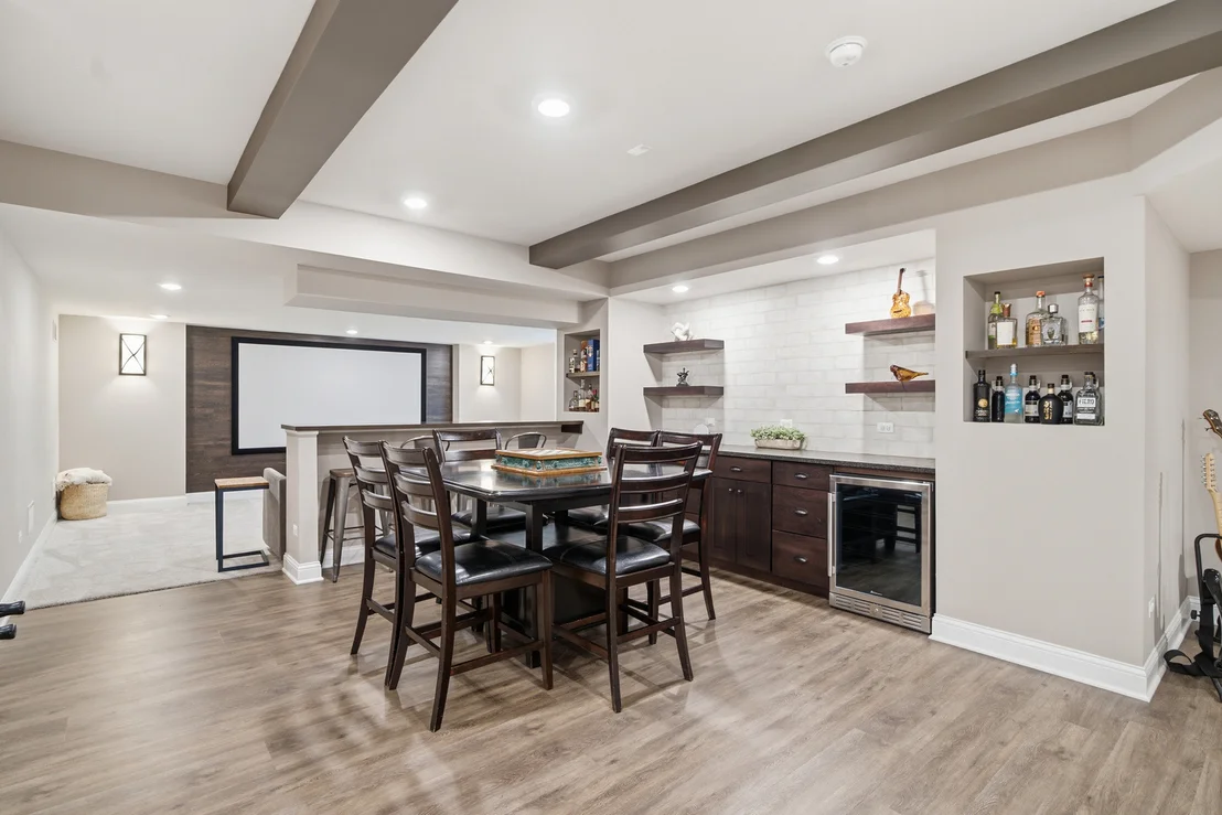 Photo of 899 Edgewood Drive