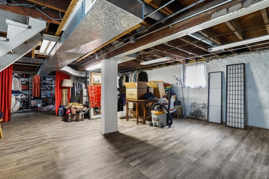Photo of 1648 W 100th Street