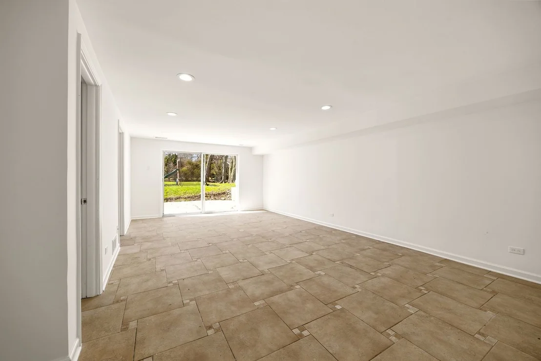 Photo of 215 HIBBARD Road
