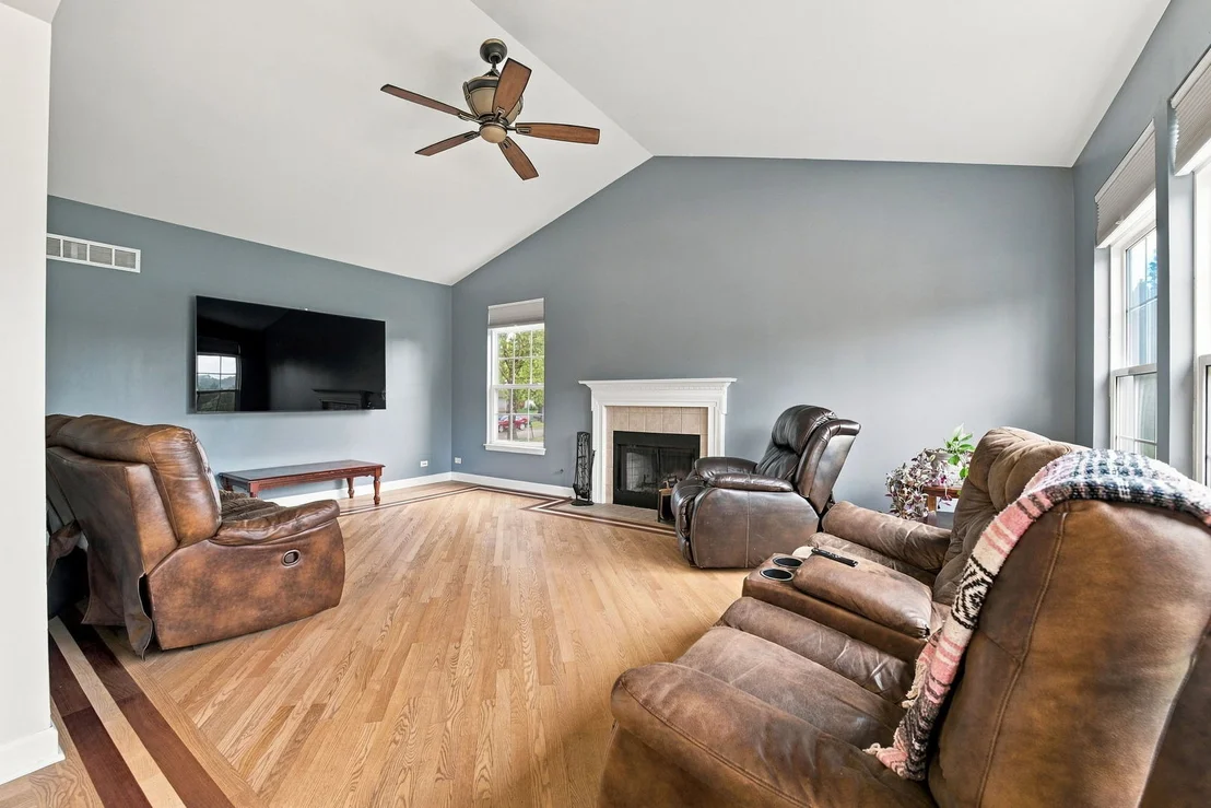 Photo of 304 Edgewood Drive