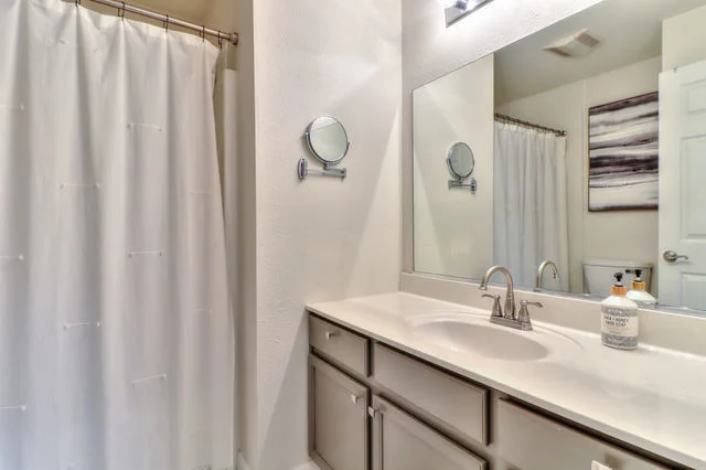 Photo of Unit 207 at 2404 Windward Boulevard