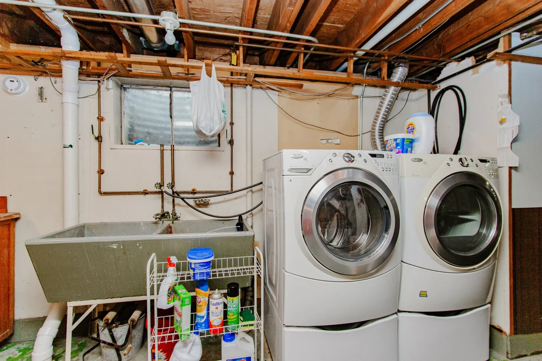 Photo of 818 Leahy Circle