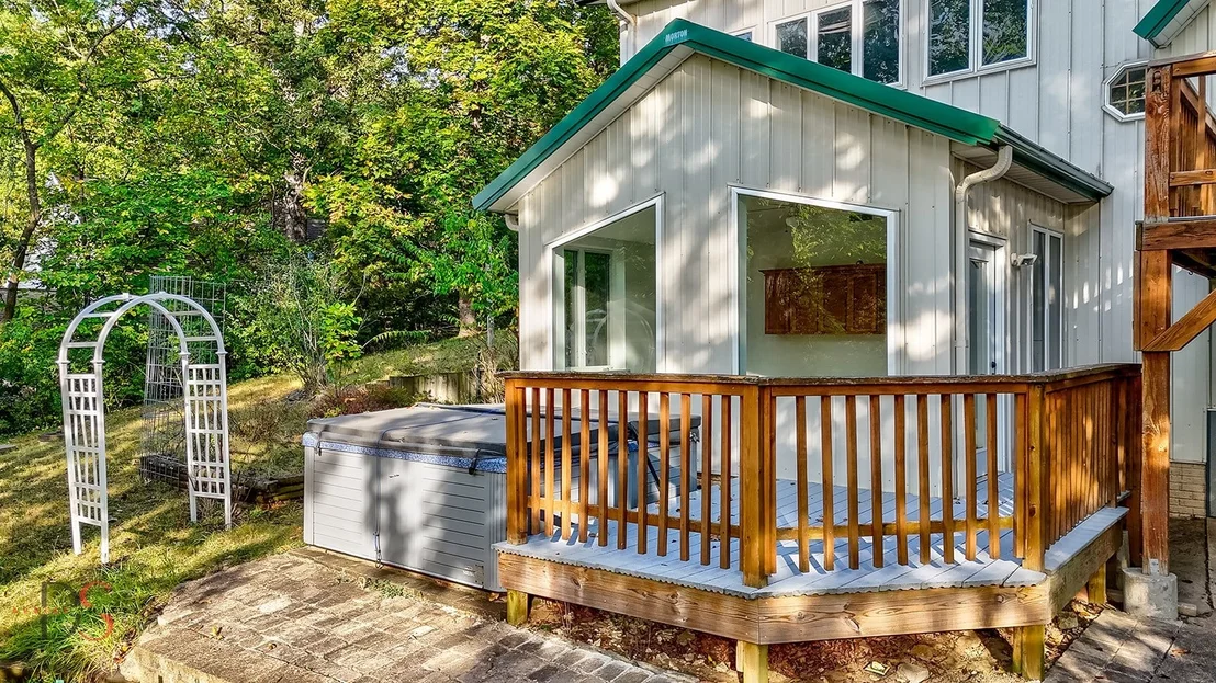Photo of 705 Cedar Court
