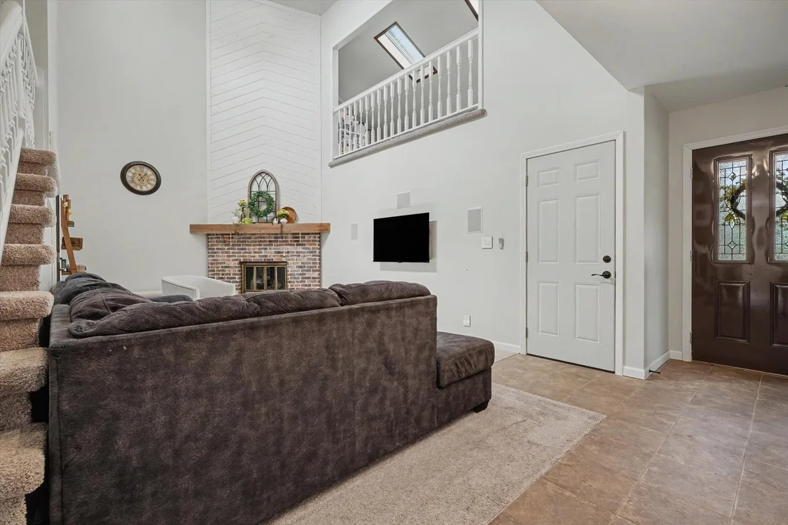 Photo of 1 James Court