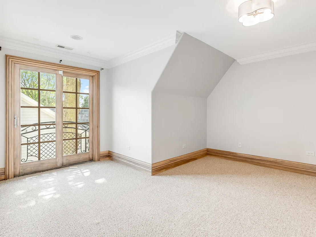 Photo of 720 Willow Road