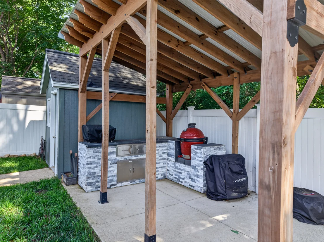 Photo of 303 Hillside Avenue