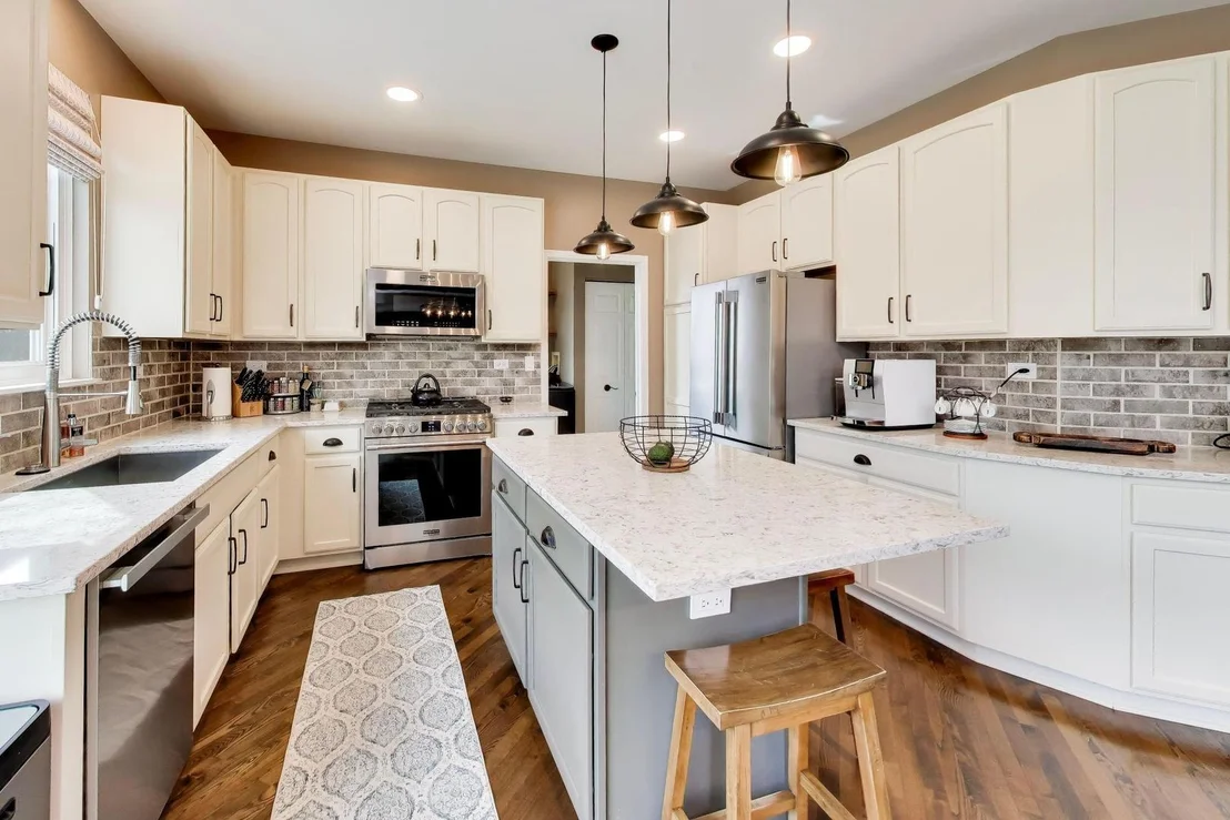 Photo of 1941 Broadsmore Drive