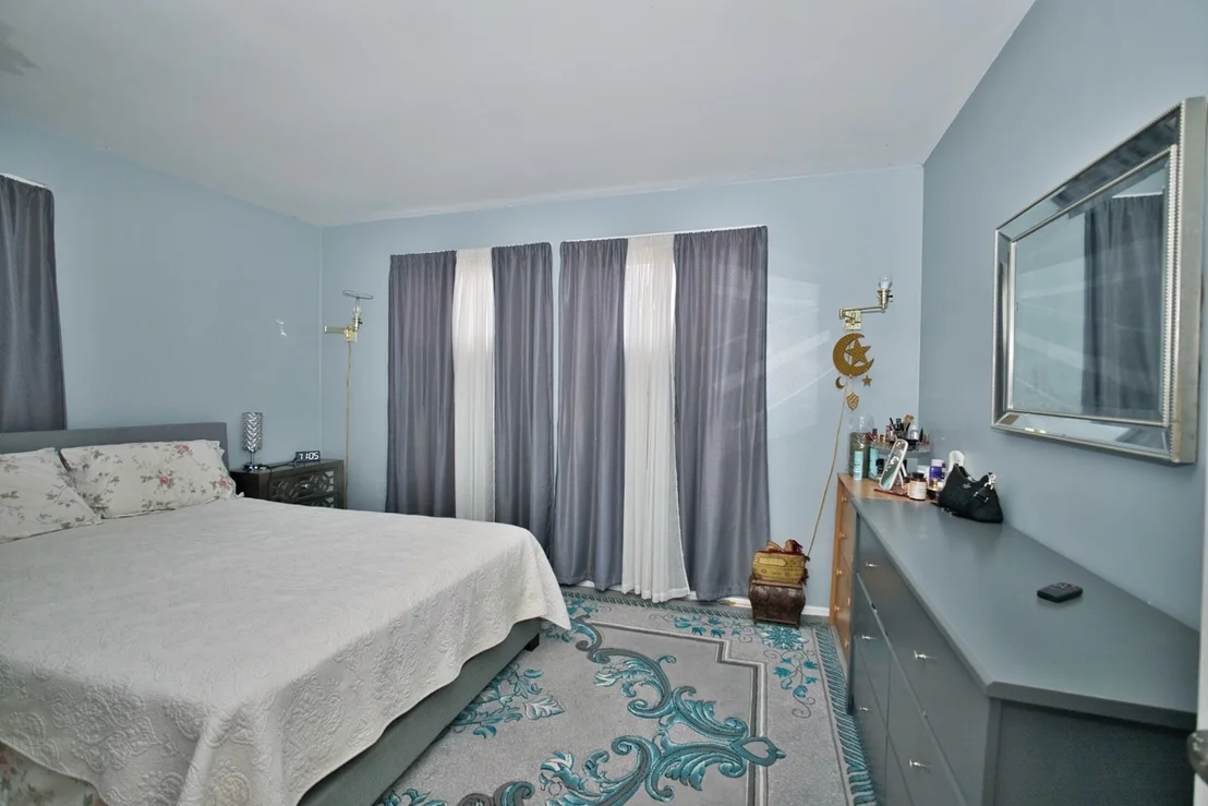 Photo of 6948 Beckwith Road