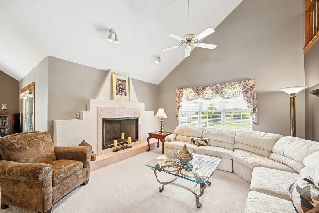 Photo of 21068 W Hazelnut Lane
