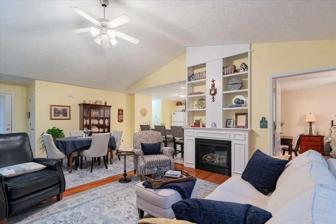 Photo of 16 Grape Vine Lane