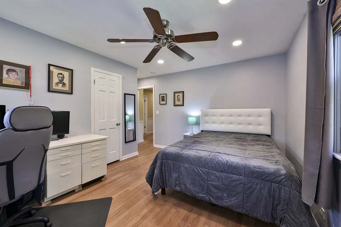 Photo of 381 Grayfriars Lane