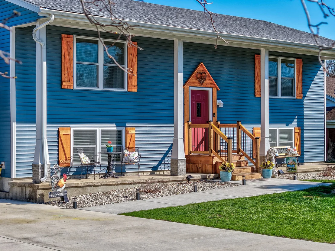 Photo of 4 Maplewood Lane