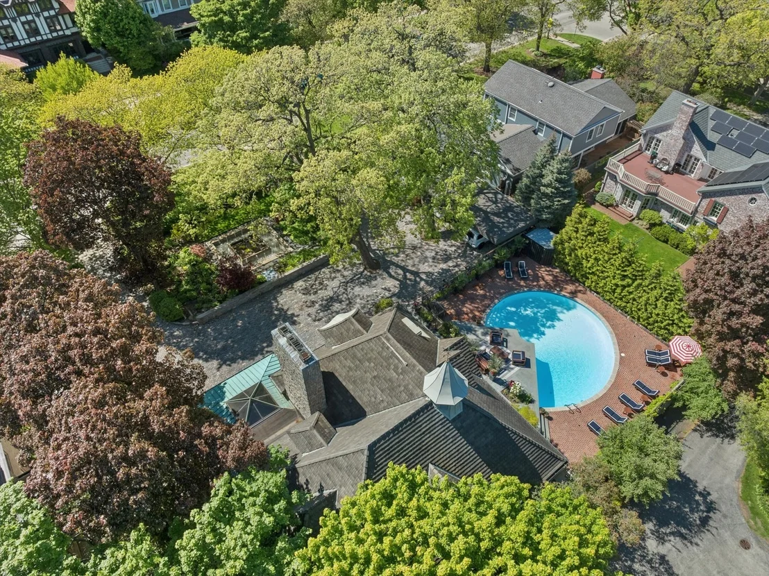 Photo of 1319 Forest Avenue