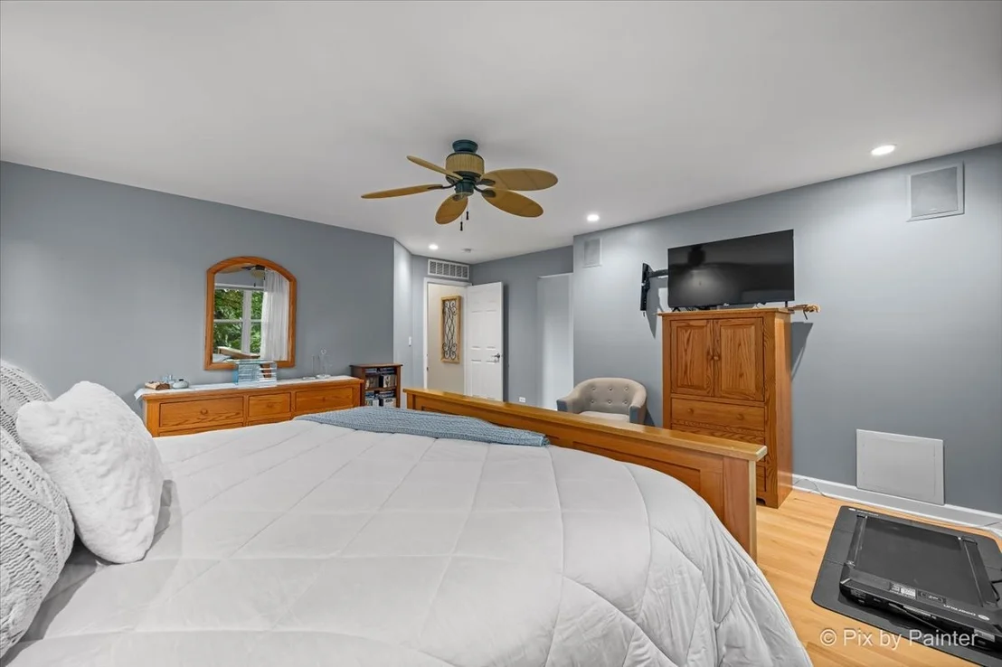 Photo of 361 Oakmont Drive