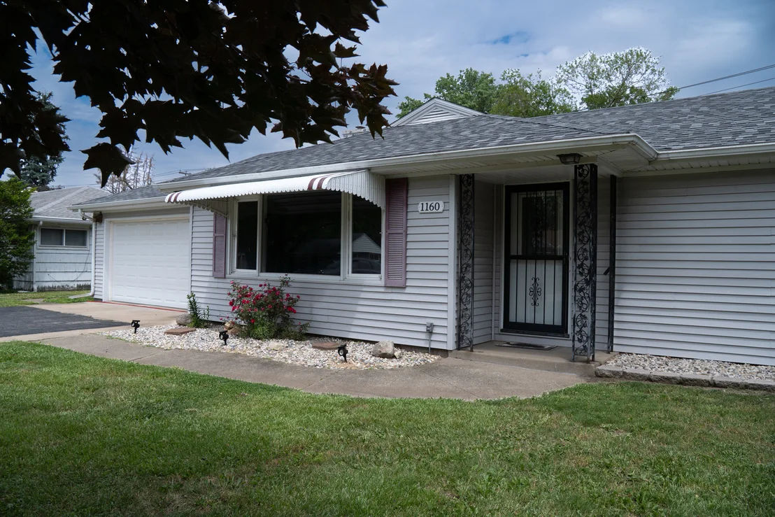 Photo of 1160 Westlawn Drive