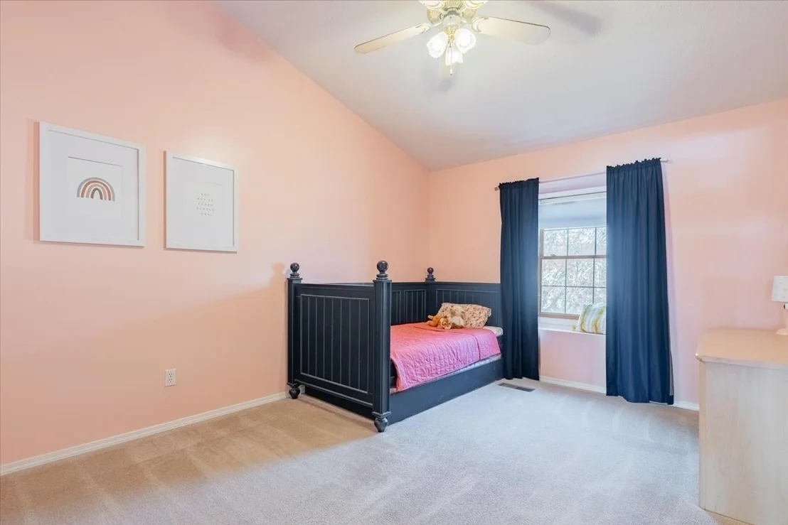 Photo of 32 Parkshores Drive