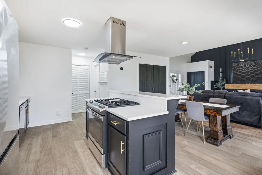 Photo of 150 Wilson Way