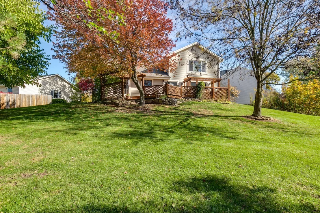 Photo of 856 Pin Oak Circle