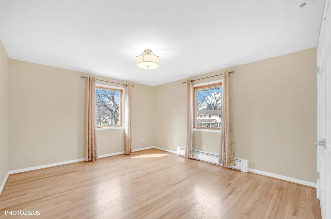 Photo of 3235 Robincrest Drive
